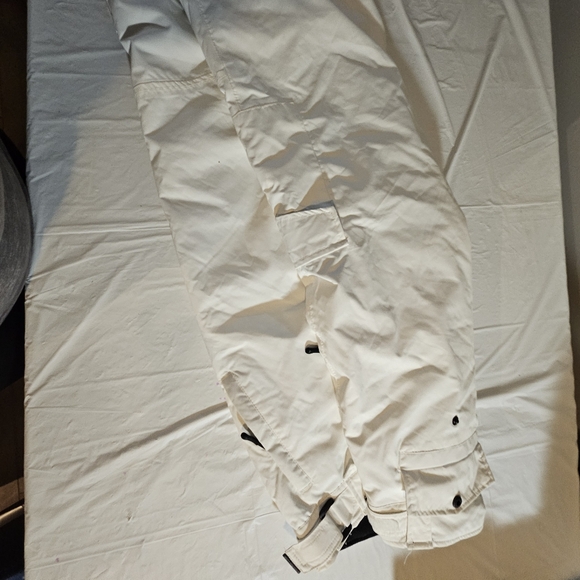 Misty mountain outerwear white size LG 29" inseam winter ski/snow pants - Picture 8 of 10